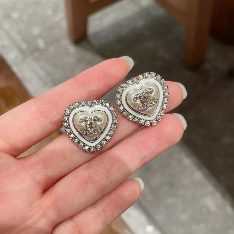 Refined Chanel Earrings 222603