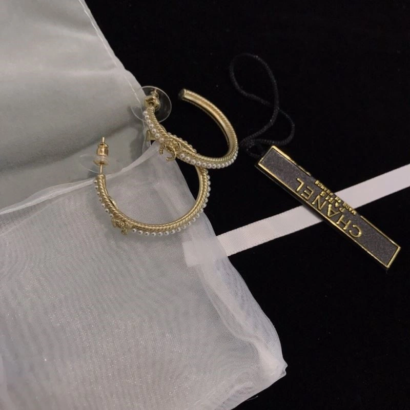 Affordable Chanel Earrings 222642