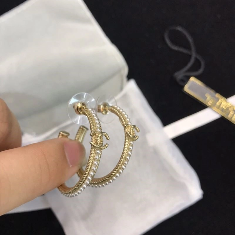 Affordable Chanel Earrings 222642