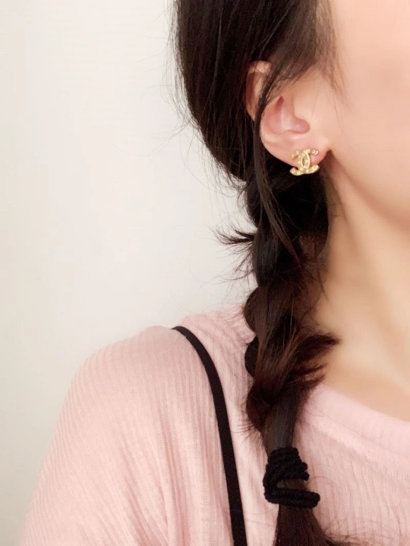 Chanel Earrings Refined 222572