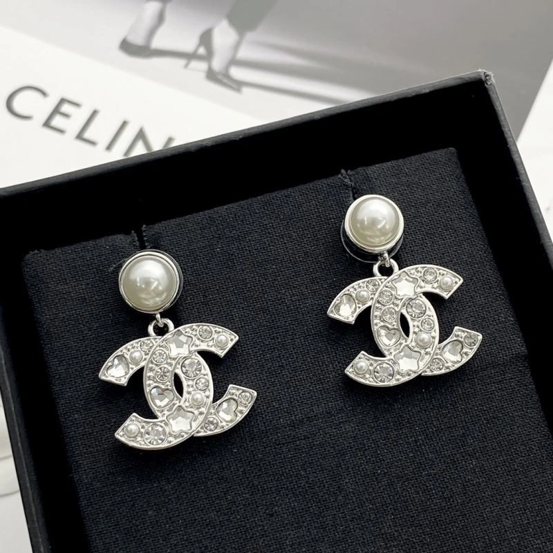 Chanel Earrings Resilient 222579