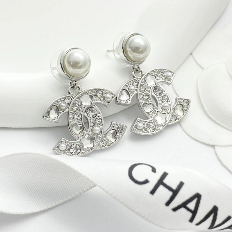 Chanel Earrings Resilient 222579