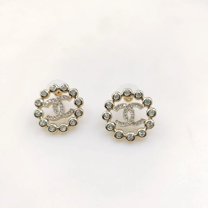 Minimalist Chanel Earrings 222555