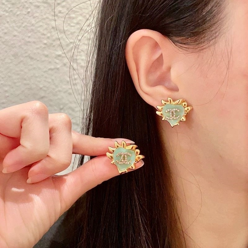 Chanel Earrings Minimalist 222560