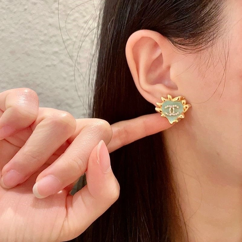 Chanel Earrings Minimalist 222560