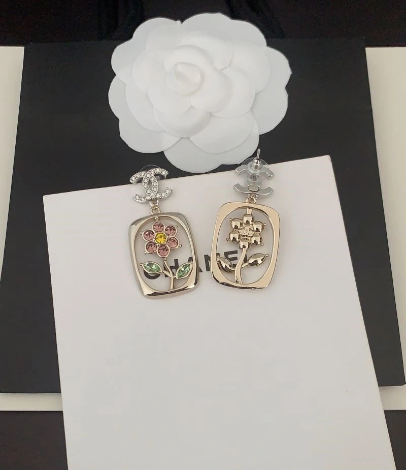 FreshLook Chanel Earrings 222528