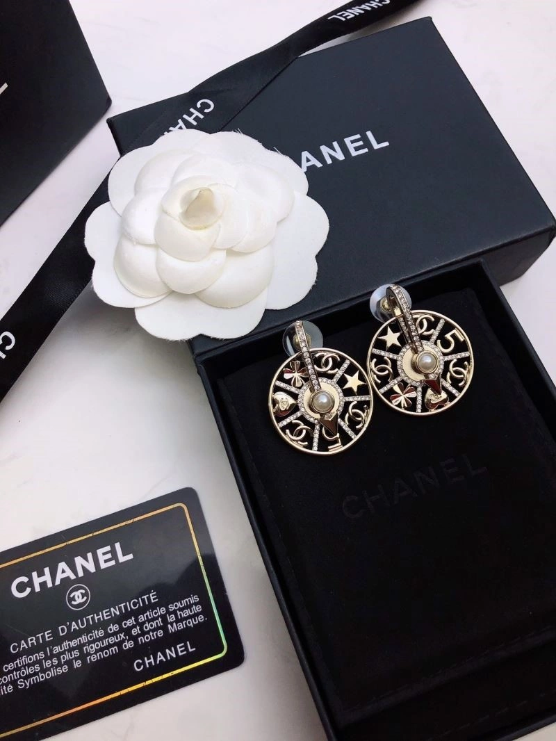 Chanel Earrings Effortless 222540
