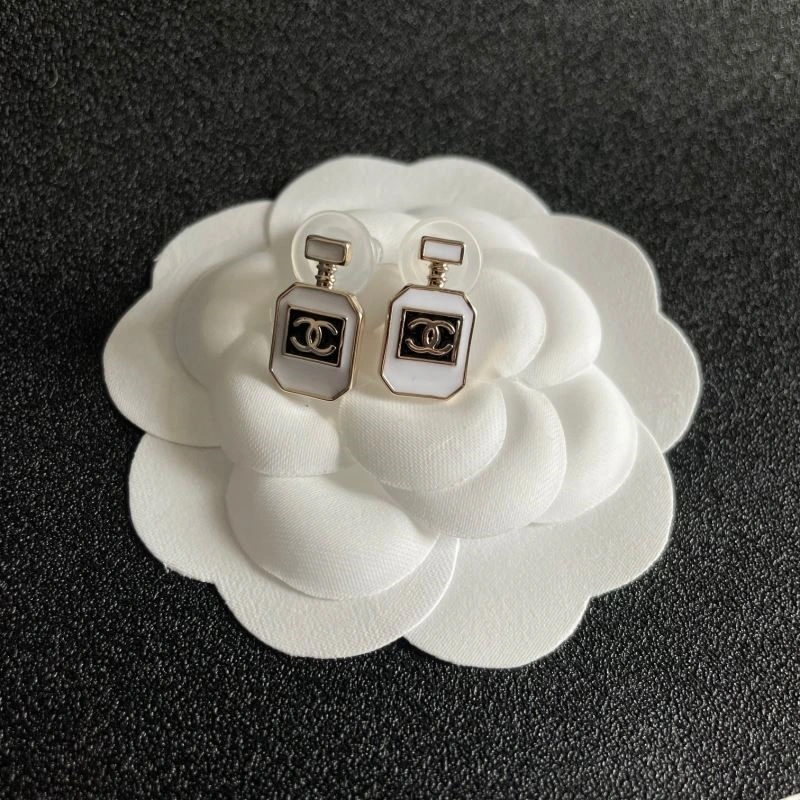 NewStyle Chanel Earrings 222512