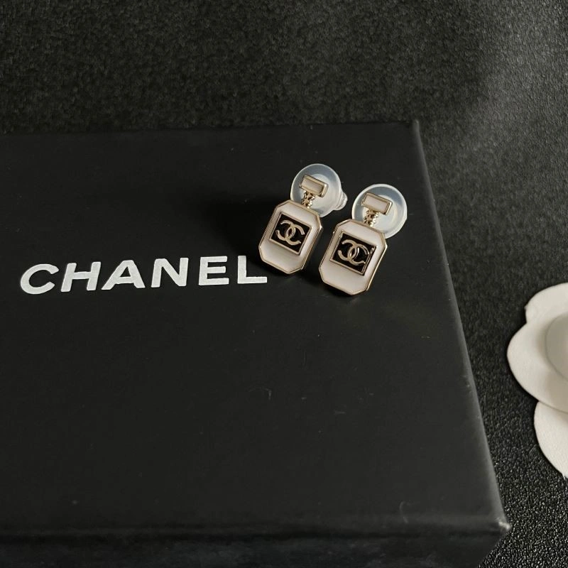 NewStyle Chanel Earrings 222512