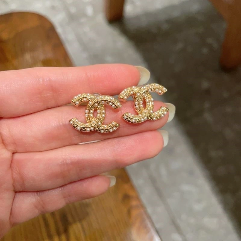Chanel Earrings Effortless 222511