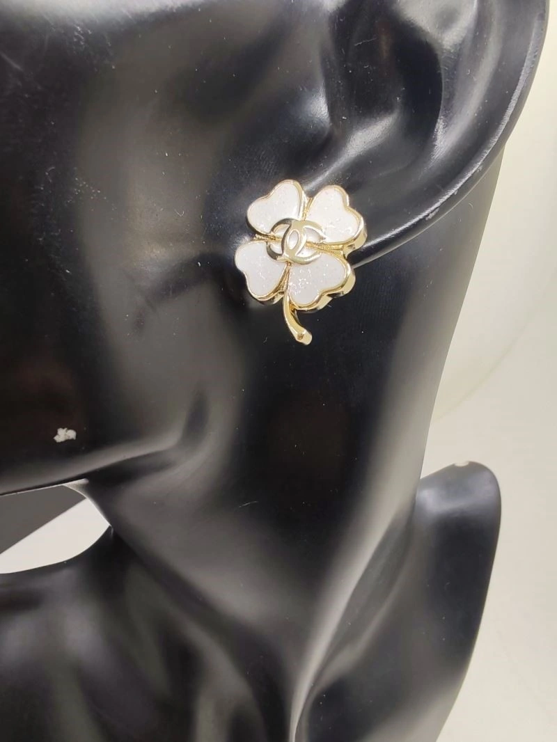 WellDesigned Chanel Earrings 222571