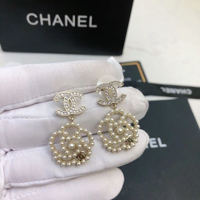 Chanel Earrings ModernLook 222489