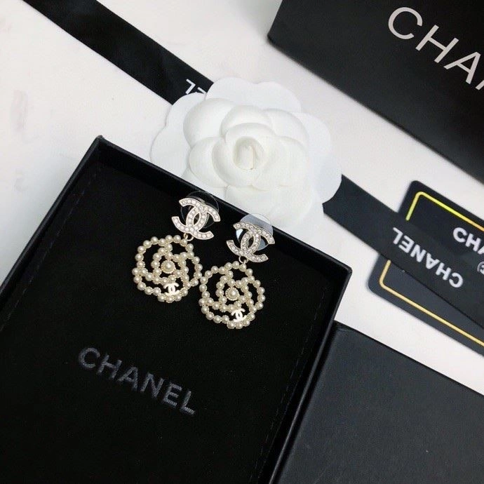 Chanel Earrings ModernLook 222489
