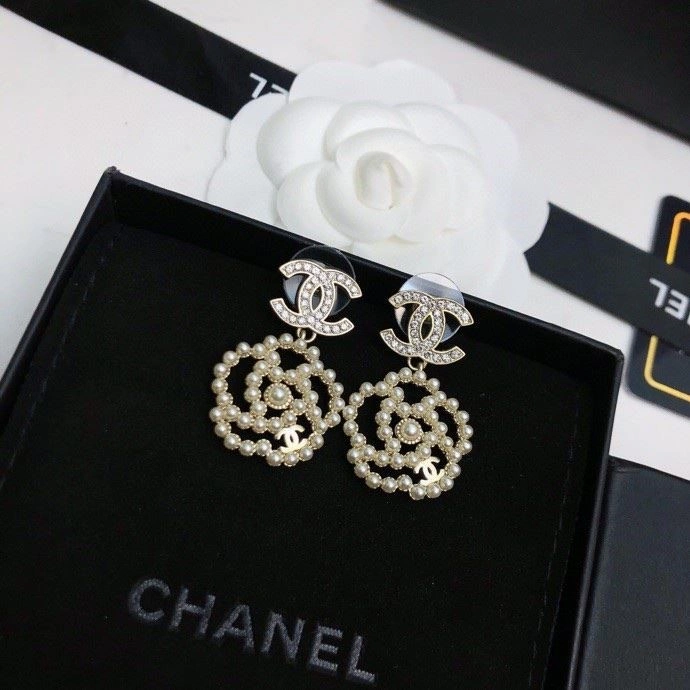 Chanel Earrings ModernLook 222489