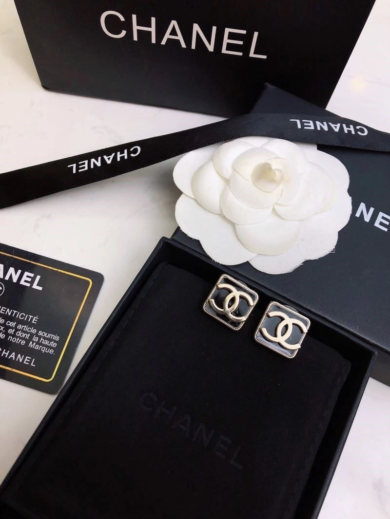 Chanel Earrings Functional 222479