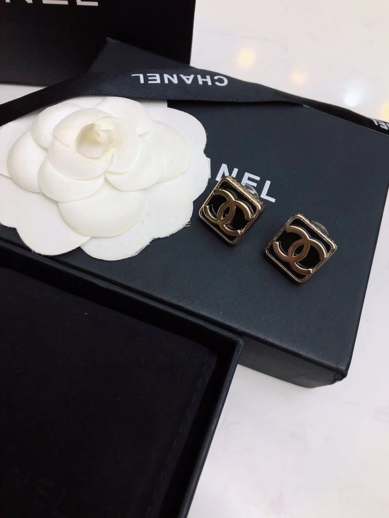Chanel Earrings Functional 222479