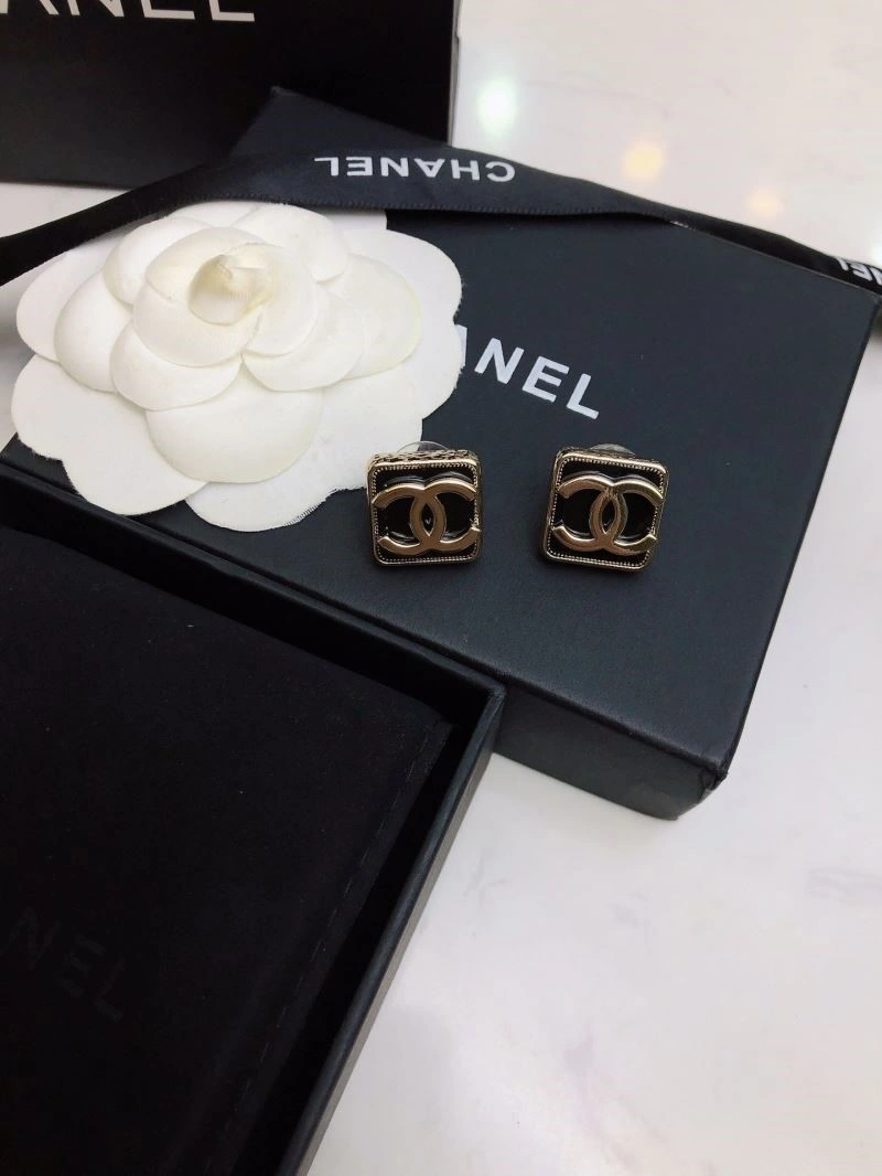Chanel Earrings Functional 222479