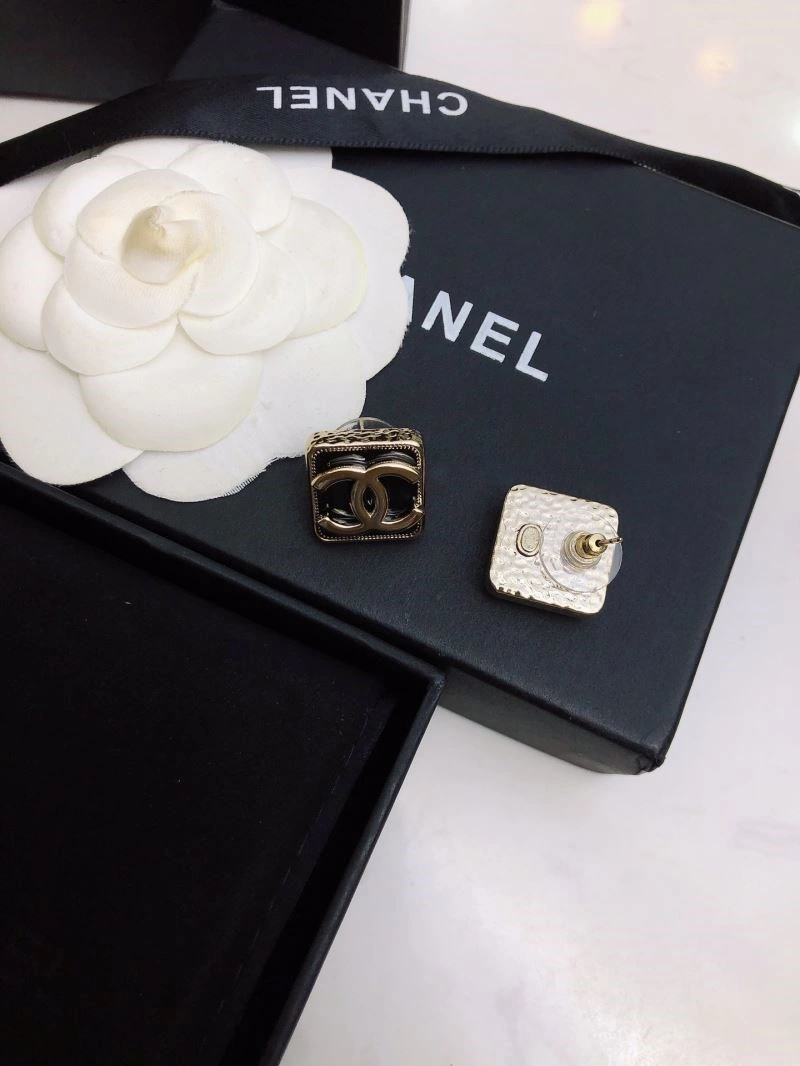 Chanel Earrings Functional 222479