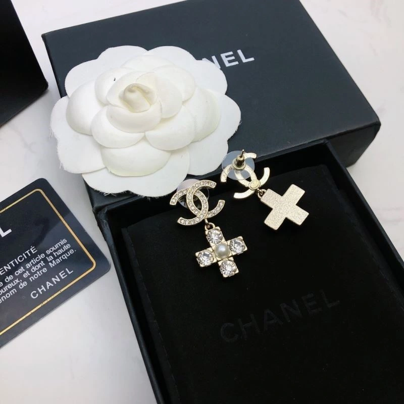 Chanel Earrings TimelessDesign 222481