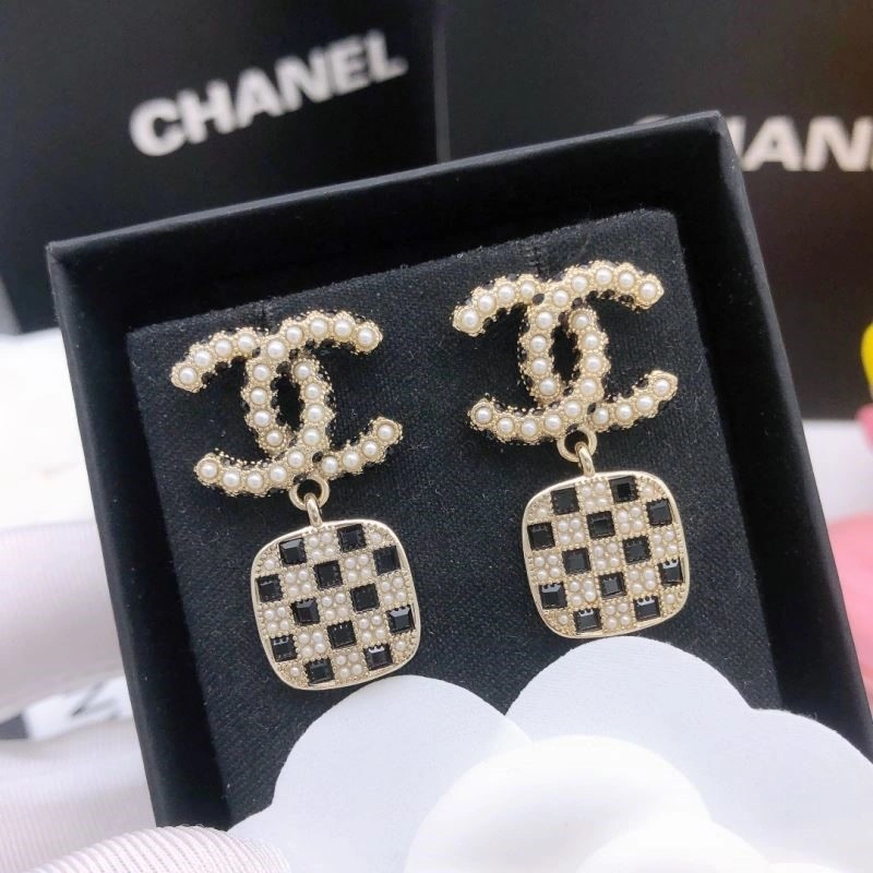 Chanel Earrings Stretchable 222482