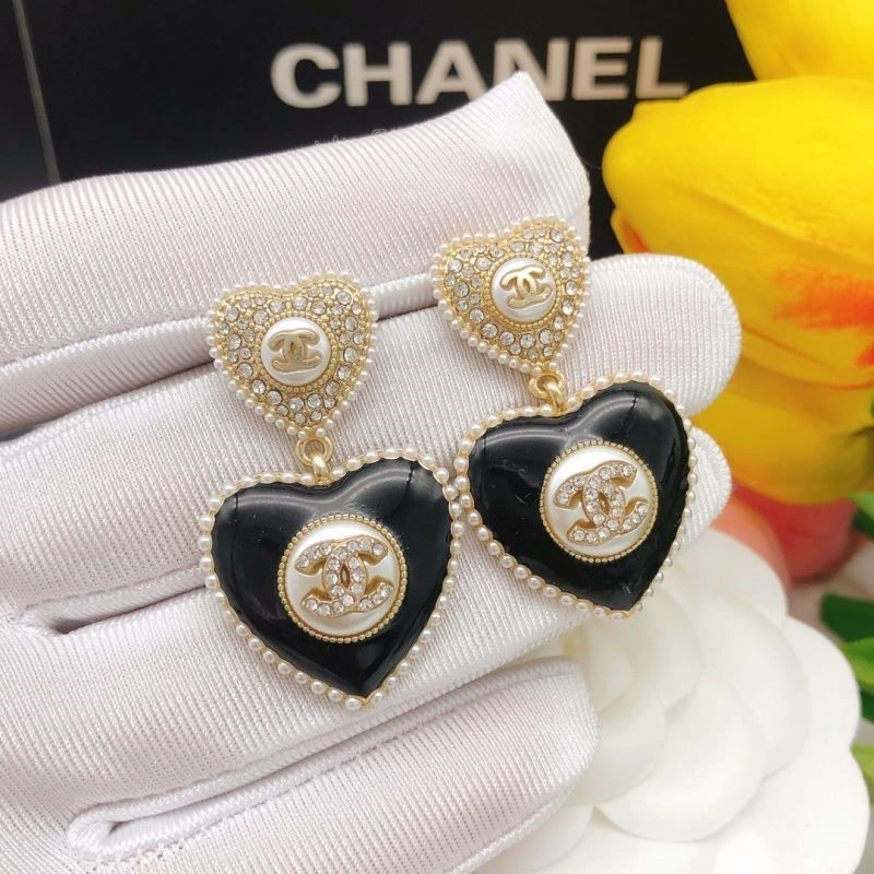 Chanel Earrings Affordable 222538