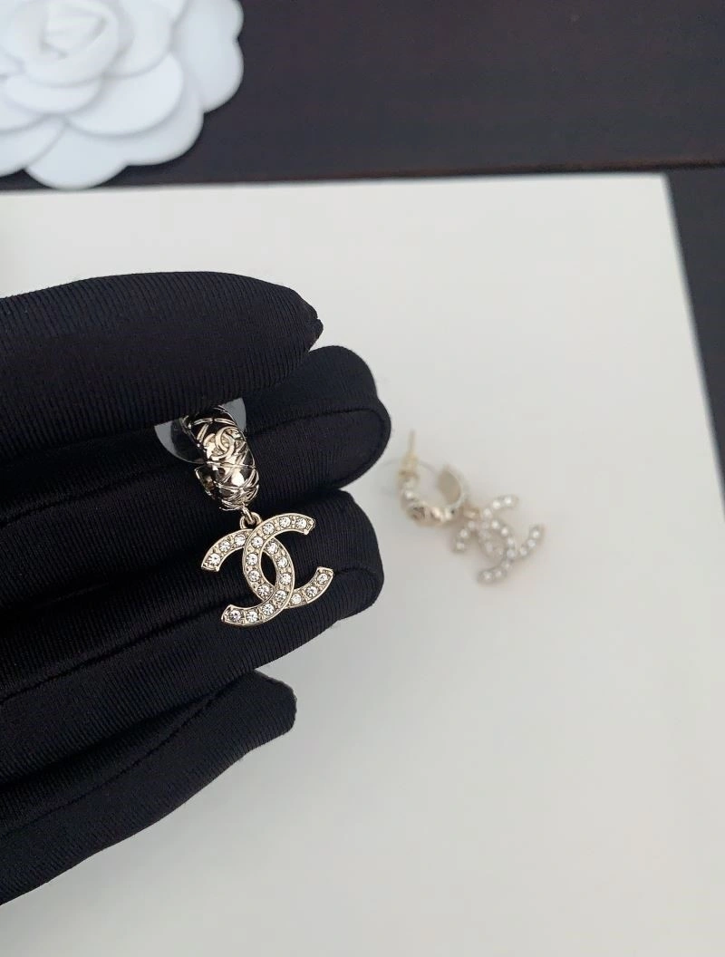 Supportive Chanel Earrings 222474