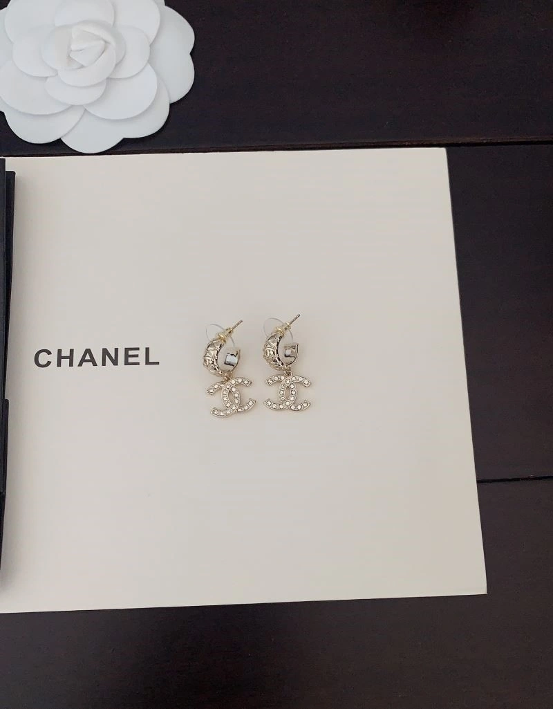 Supportive Chanel Earrings 222474