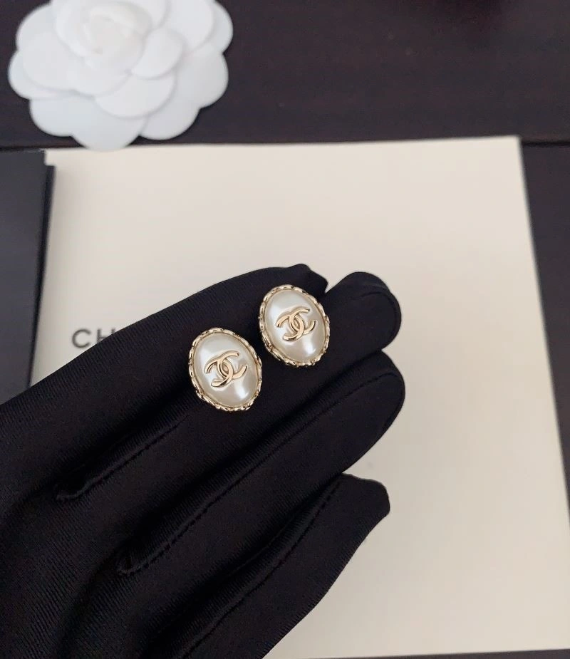 Durable Chanel Earrings 222446