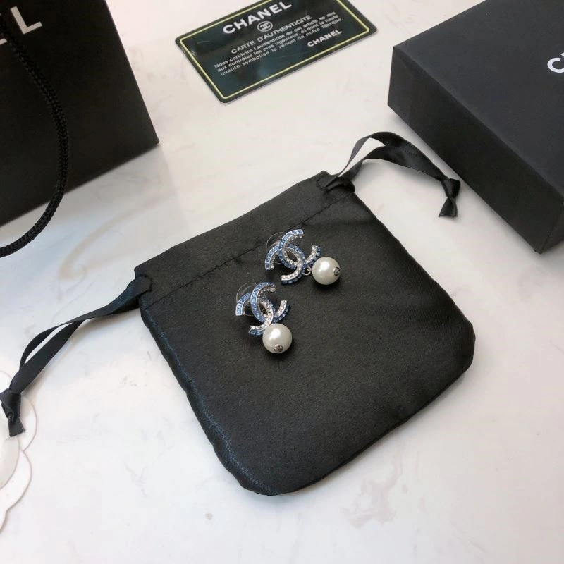 Chanel Earrings Practical 222431