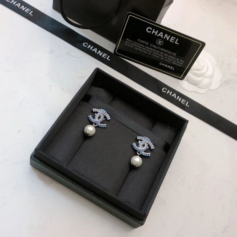 Chanel Earrings Practical 222431