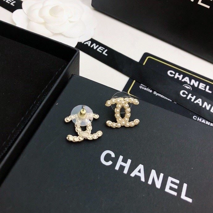 Tailored Chanel Earrings 222442