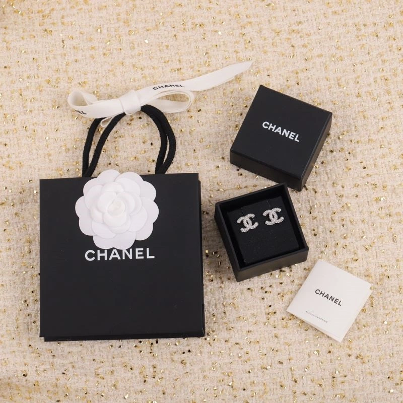 Chanel Earrings WellDesigned 222439