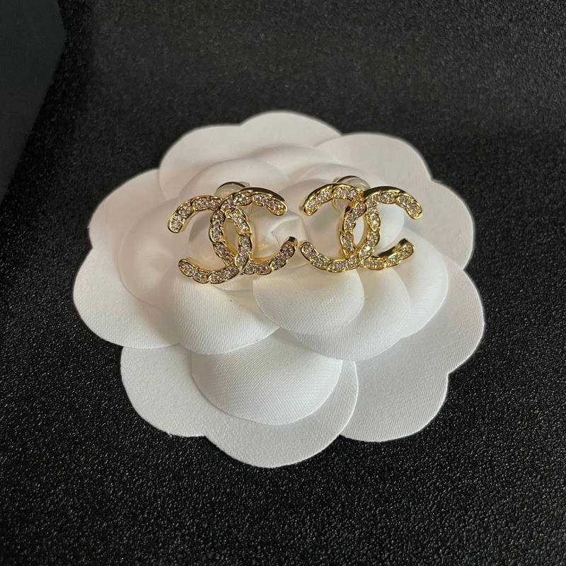Compact Chanel Earrings 222411