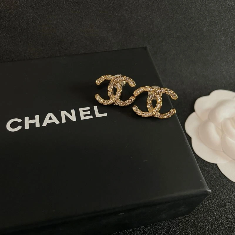 Compact Chanel Earrings 222411