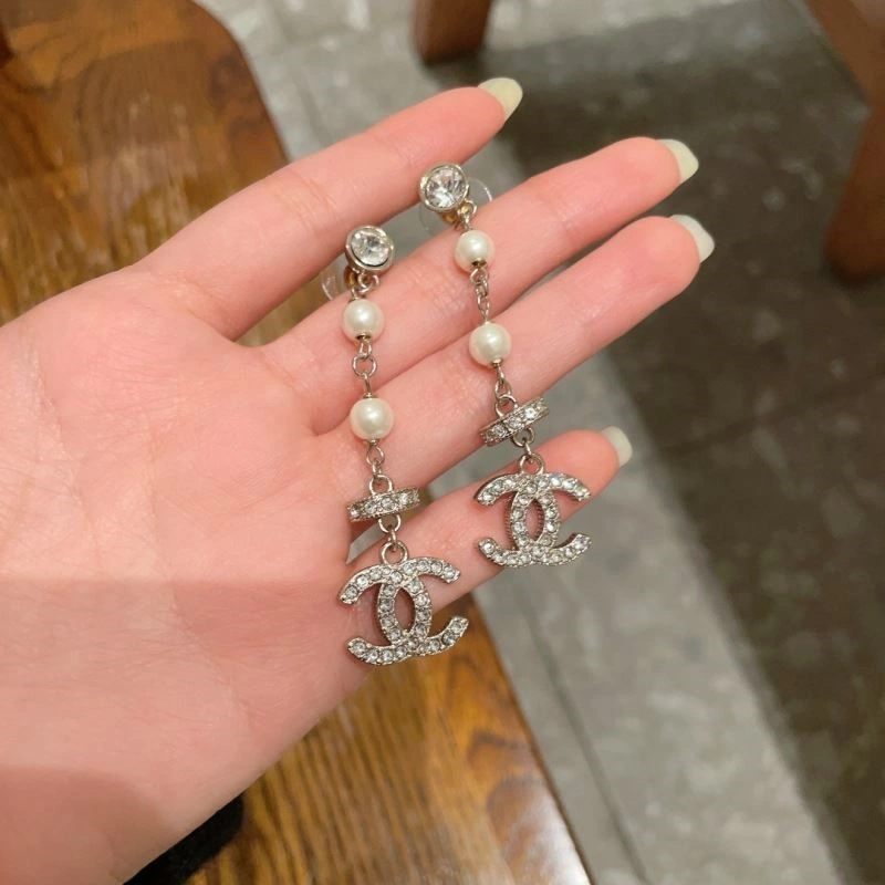 Comfortable Chanel Earrings 222428