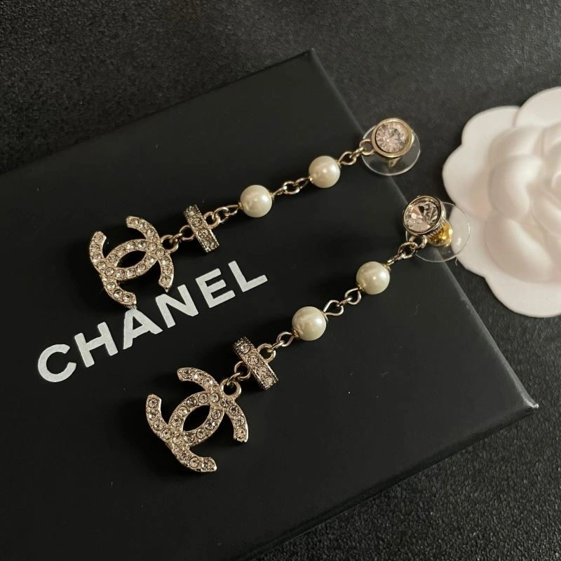 Comfortable Chanel Earrings 222428