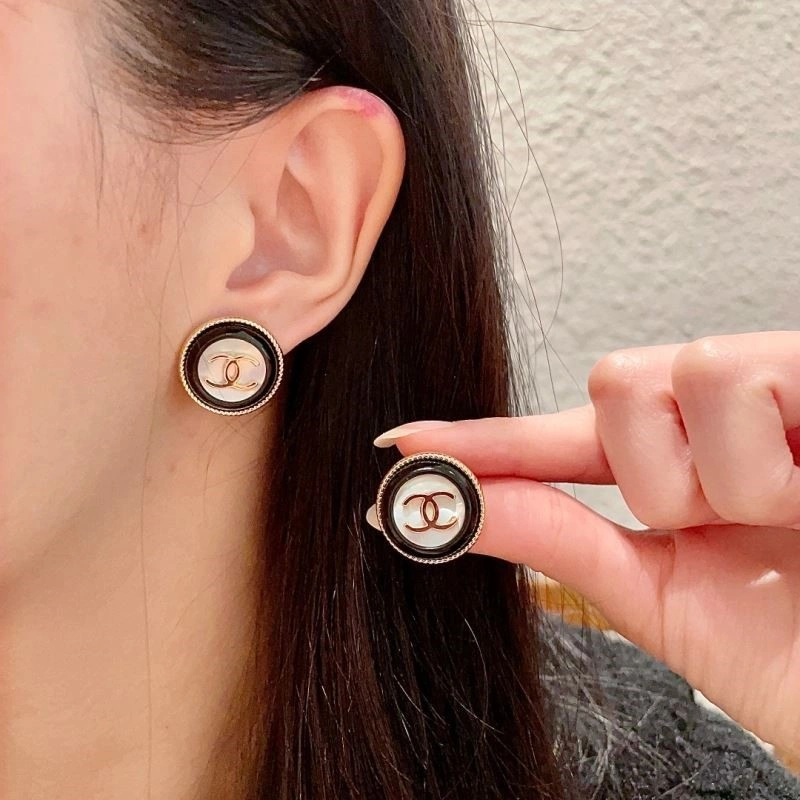 Chanel Earrings Original 222415