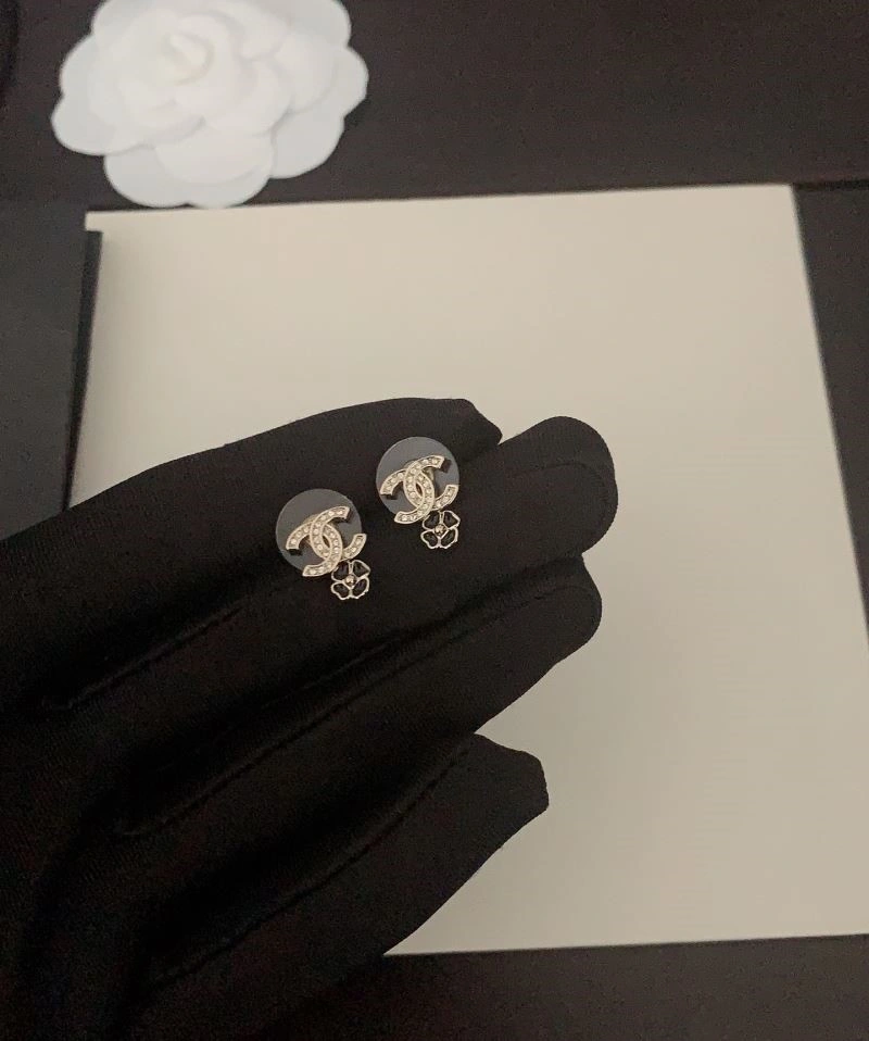 Chanel Earrings Tailored 222418