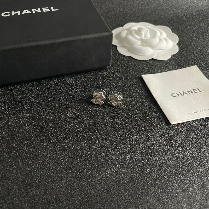 Chanel Earrings Durable 222404