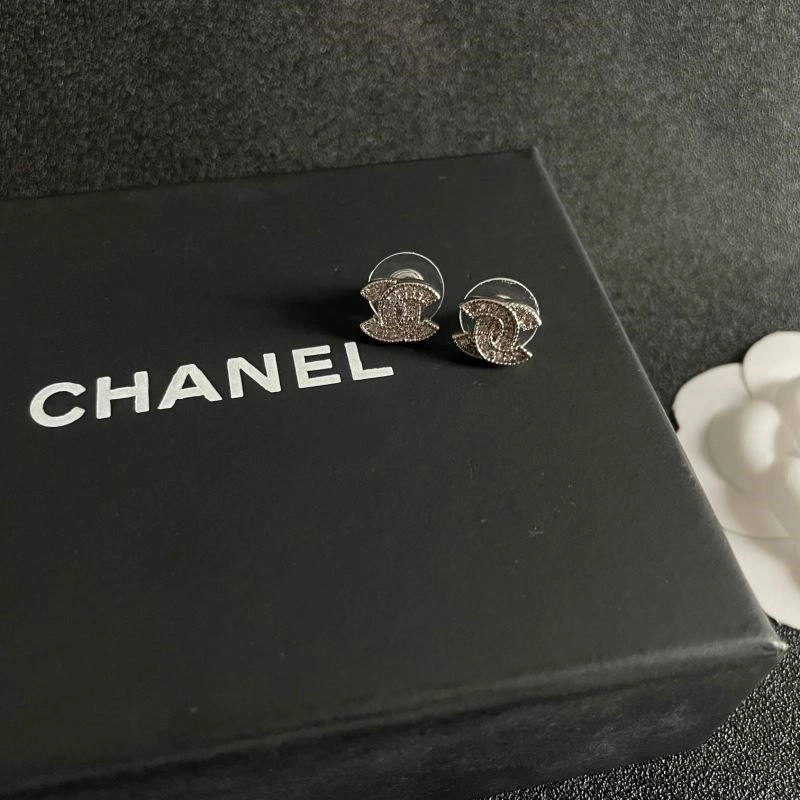 Chanel Earrings Durable 222404