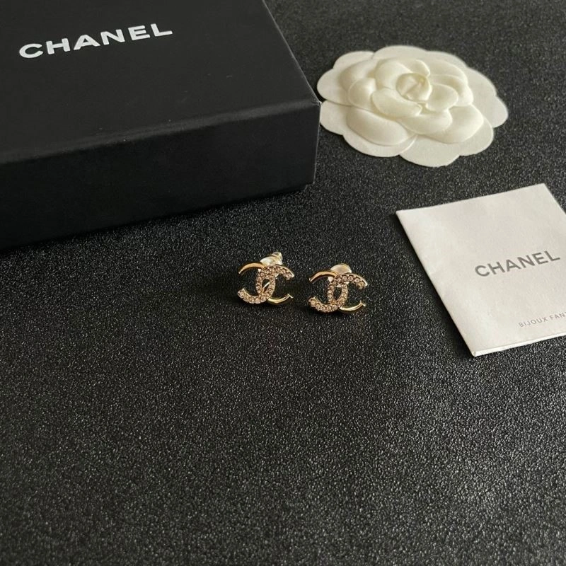 Stretchable Chanel Earrings 222405