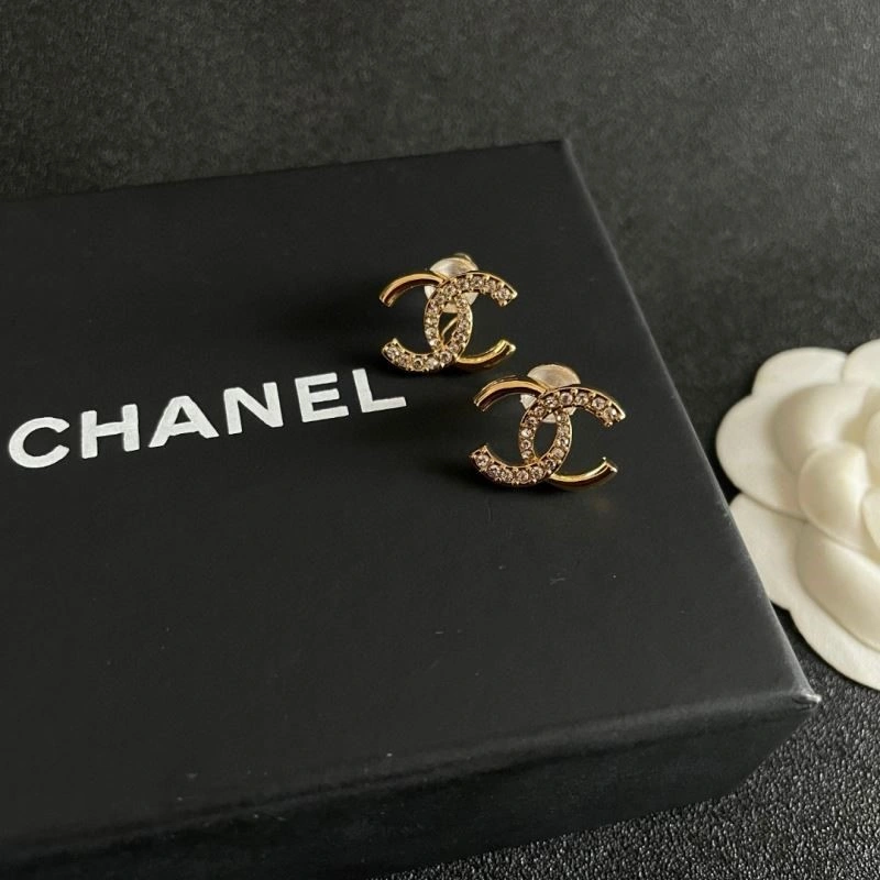 Stretchable Chanel Earrings 222405