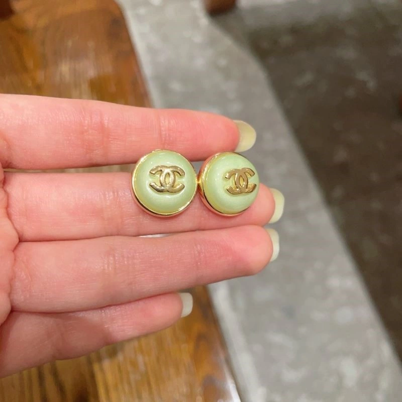 Sleek Chanel Earrings 222388