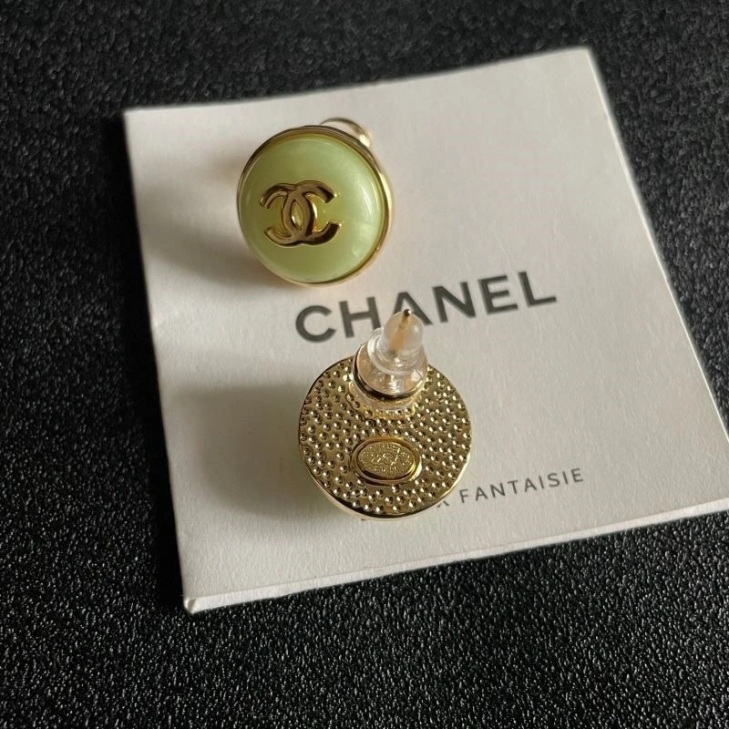 Sleek Chanel Earrings 222388