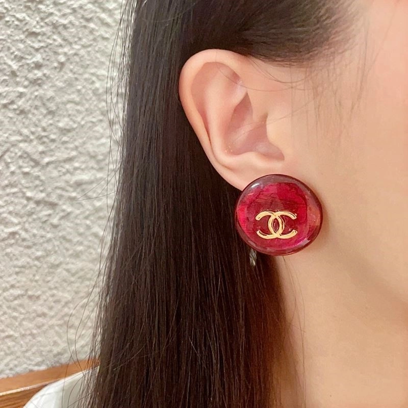 Sleek Chanel Earrings 222380