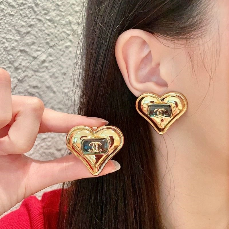 Chanel Earrings Bold 222393