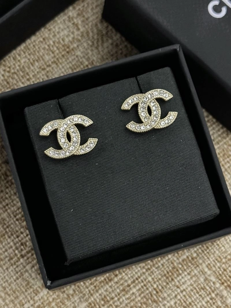Chanel Earrings WellDesigned 222374