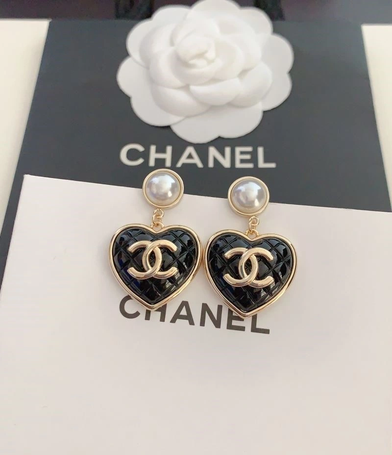 Unique Chanel Earrings 222390