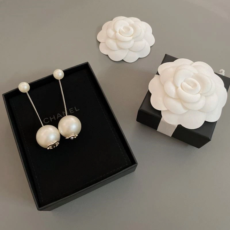 Chanel Earrings HighQuality 222379