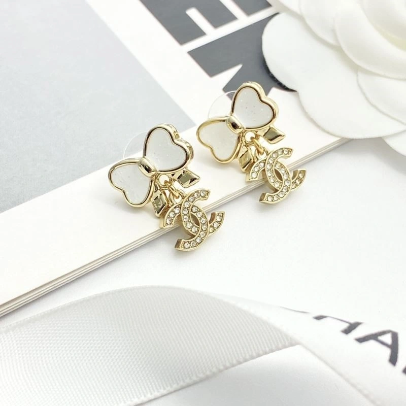 Chanel Earrings Comfortable 222373